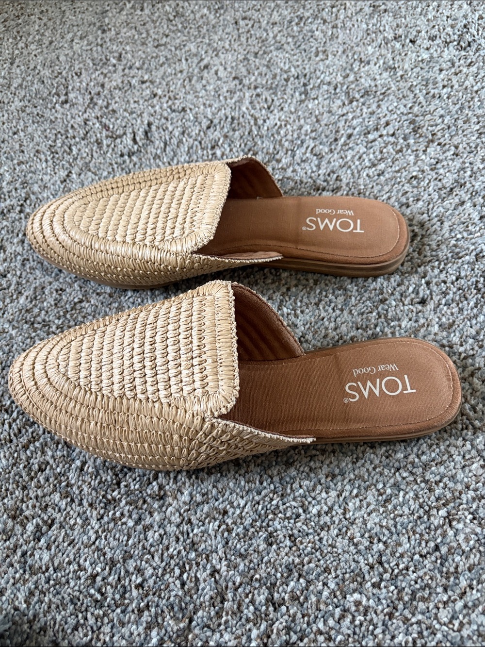 TOMS Tan Woven Slip-On Mule Flats size 7.5 BRAND NEW - Picture 3 of 6